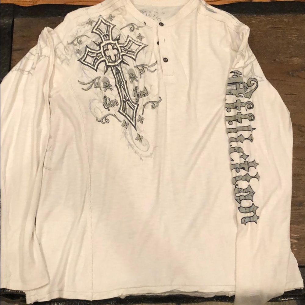 Men’s Affliction shirt